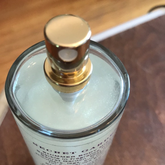 Victoria’s Secret Love Spell Shimmer Body Mist. New with tag, Glass bottle. - Picture 11 of 12